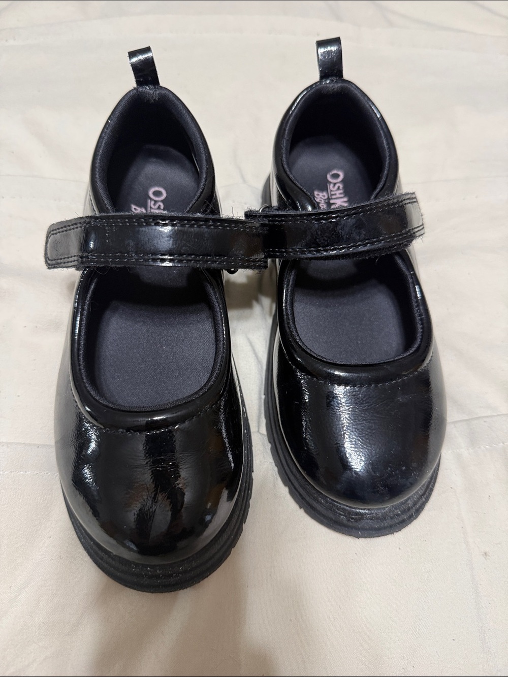 OshKosh B'gosh Shiny Black Patent Mary Jane Shoes